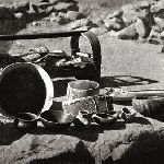 Вся утварь памирцев была сделана из глины или дерева. Железные кухонные принадлежности завозились из Афганистана. Фото www.rhodos.com