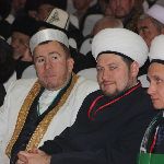 Мухаммад Хусейн Алсабеков (слева), Дамир Мухетдинов (справа)