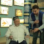 �������