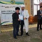 �������